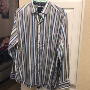 Men’s Tommy Bahama 100% cotton multi color striped button down shirt